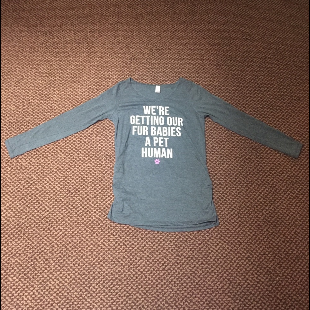 Maternity V neck long sleeve shirt